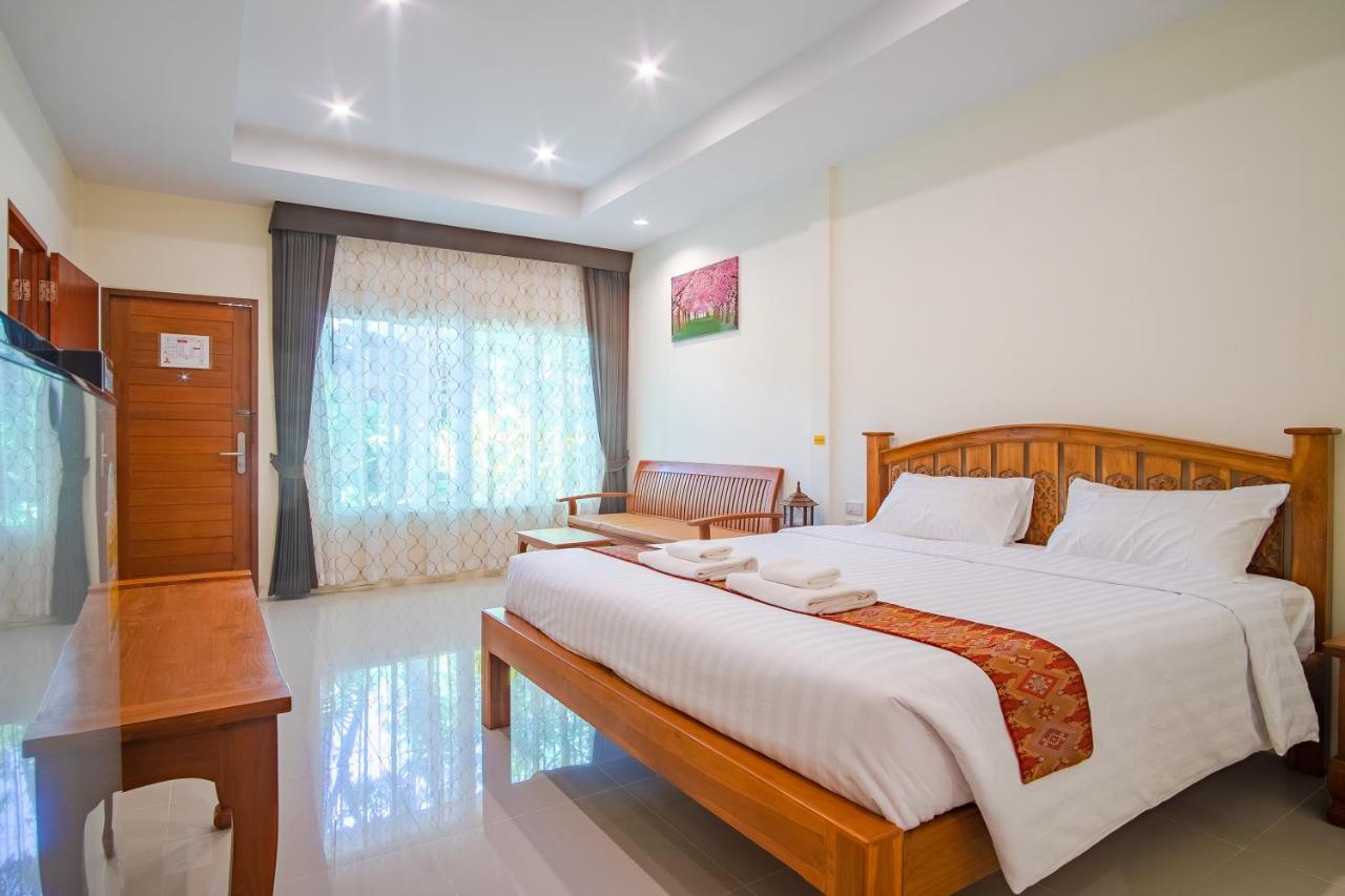Prayai Changthai Resort Phuket Bagian luar foto